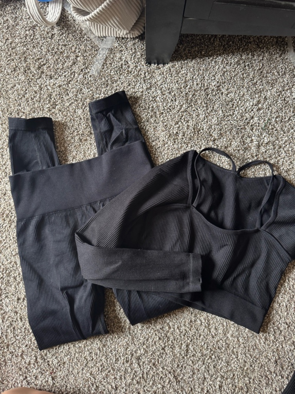 Women's Black Long Sleeve Compression Crop Top with Leggings SET